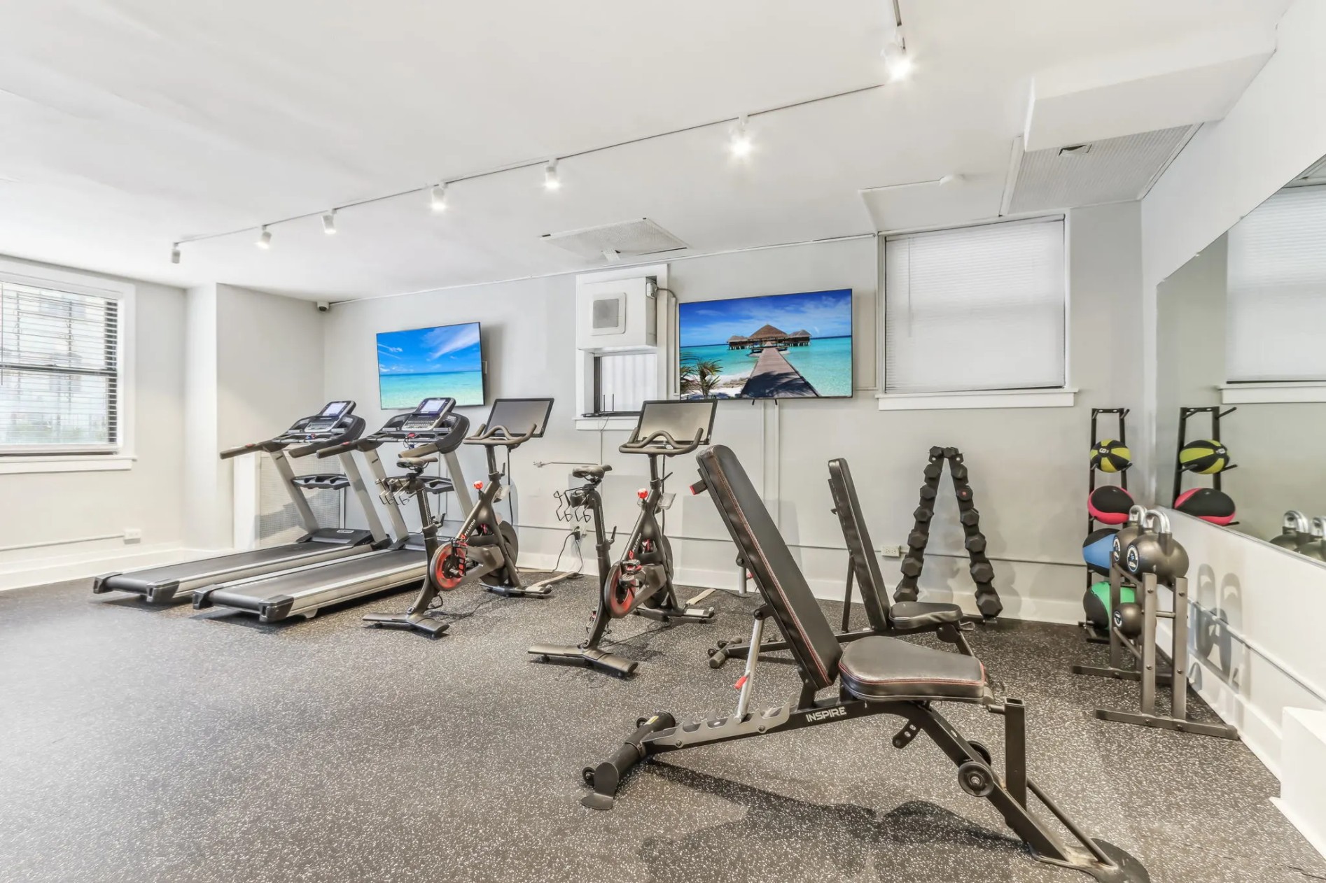 The Oliver on LaSalle fitness center with strength and cardio equipment